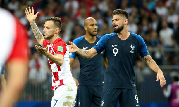 上依然表现 上依然表现