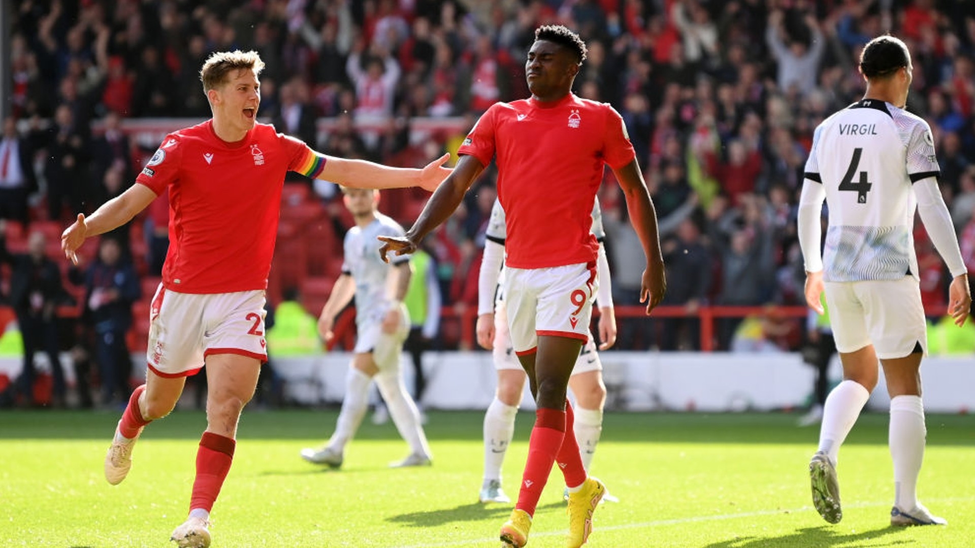 也引发了球 也引发了球